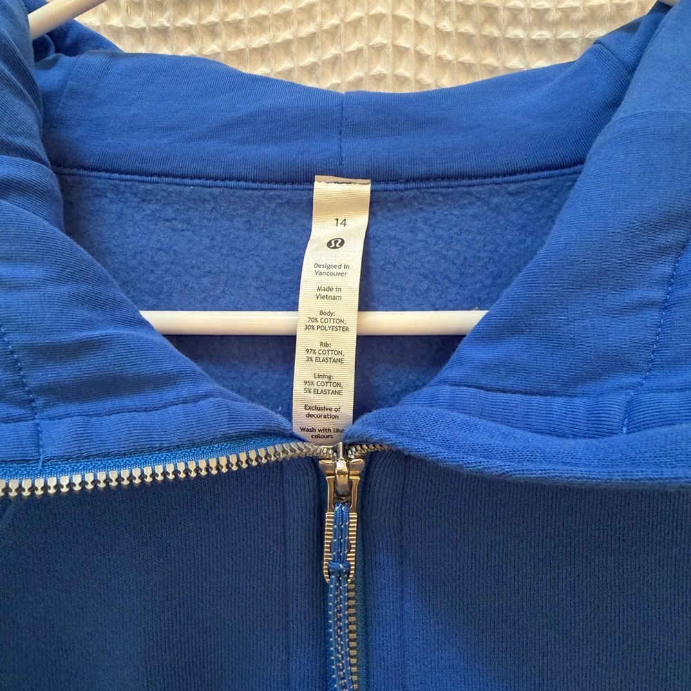 Lululemon Scuba Full Zip Cropped Hoodie - Picture 4 of 4